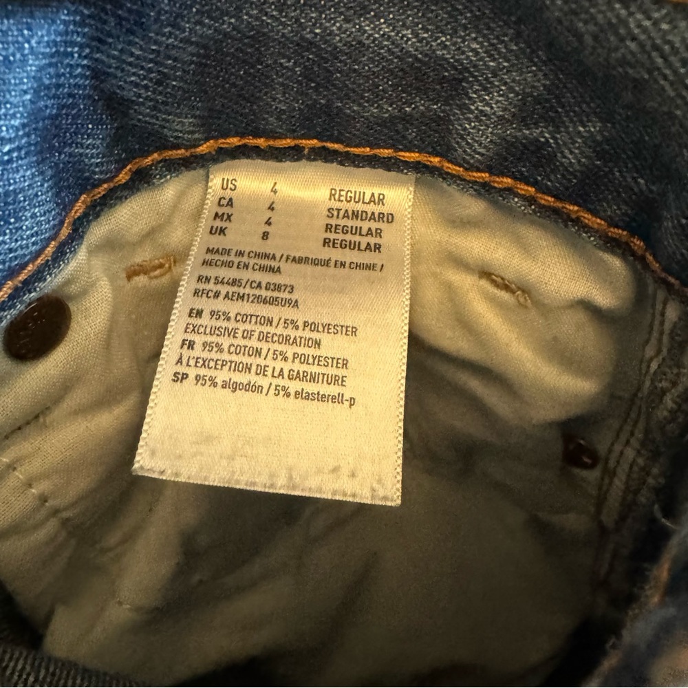 American Eagle Mom Jeans SZ 4 - Picture 3 of 4
